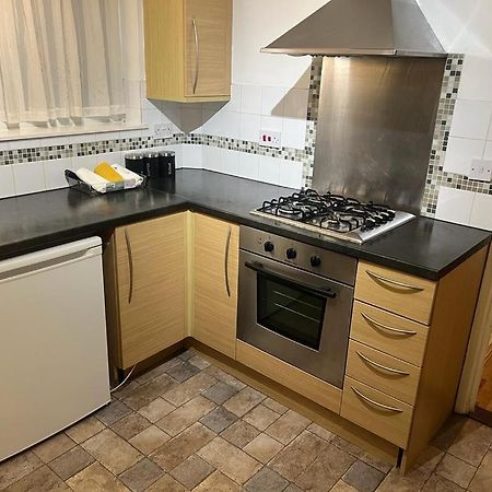 El Met Global Apartment Erith Εξωτερικό φωτογραφία
