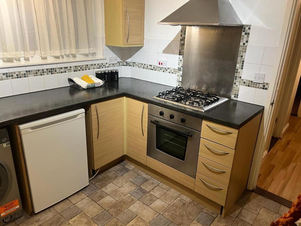 El Met Global Apartment Erith Εξωτερικό φωτογραφία